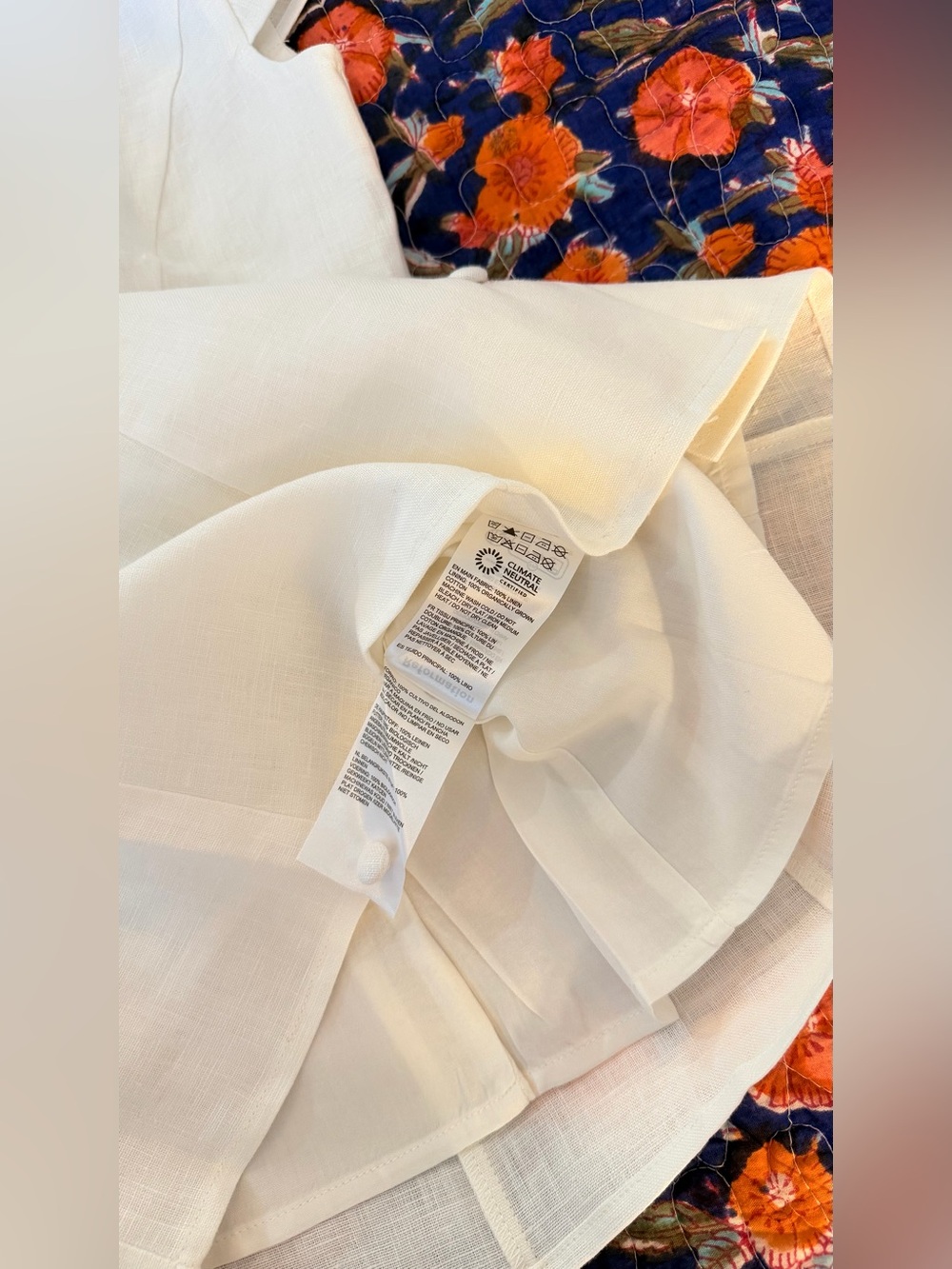 Reformation Molly Linen Shirt In White, BRAND NEW WITHOUT TAGS, NEVER WORN. - Picture 13 of 14